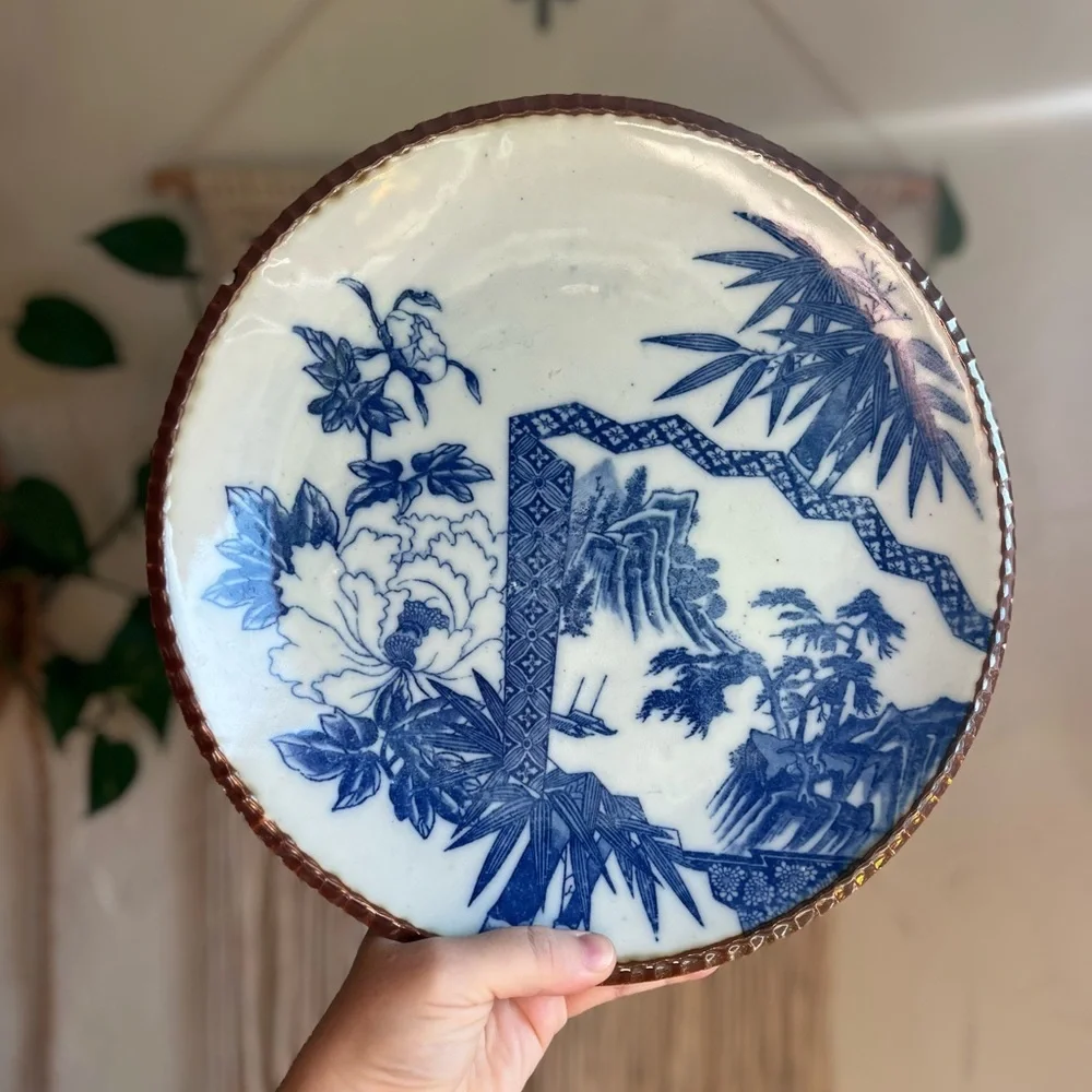 Antique Japanese Blue and White Igezara Porcelain Plate, Screen & Bamboo Design